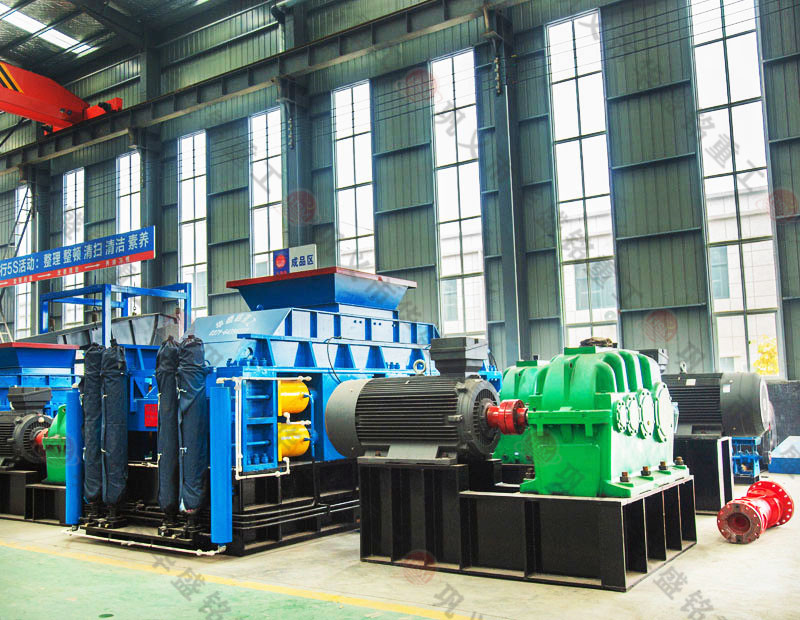 鞏義液壓對輥制砂機多少錢一臺？